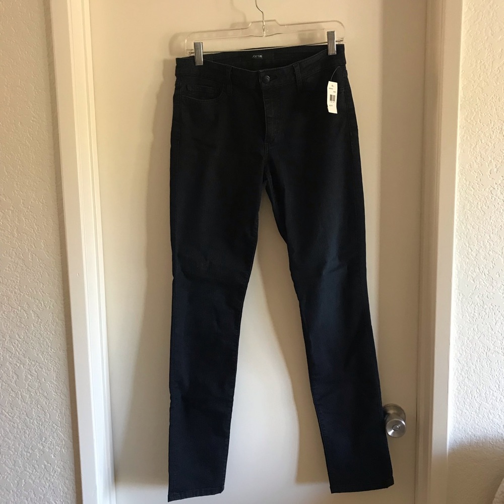 NWT “Charlene” Joe’s Jeans - Curvy Skinny